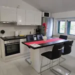 Apartman Punta Apartment *
