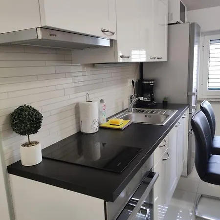 Apartman Punta 아파트 *